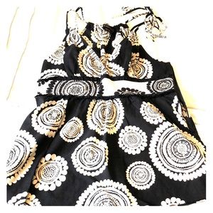 Sleeveless empire waist top